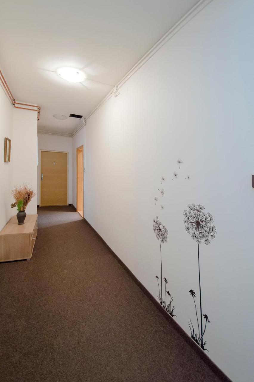 Apartment 19 Nekazanka